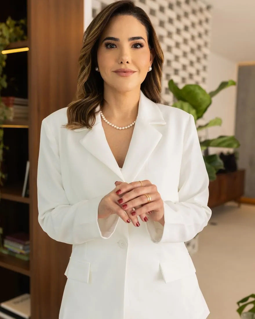 Dra. Thiara Lenzi, dermatologista